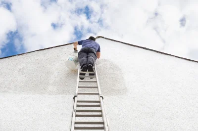 Peinture extérieure à la Motte-d'Aigues — façades et ravalement